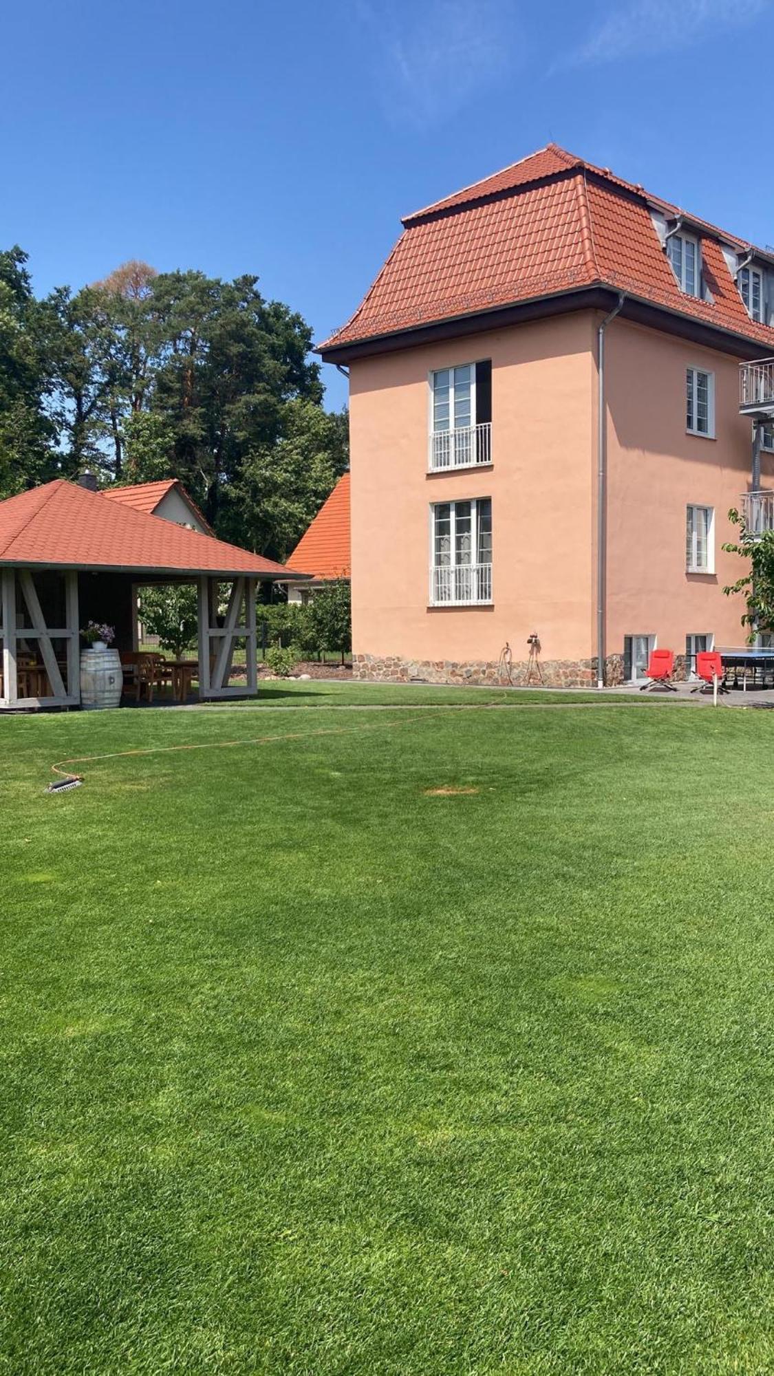 Haus Brandenburg Aparthotel Stechlin Ngoại thất bức ảnh