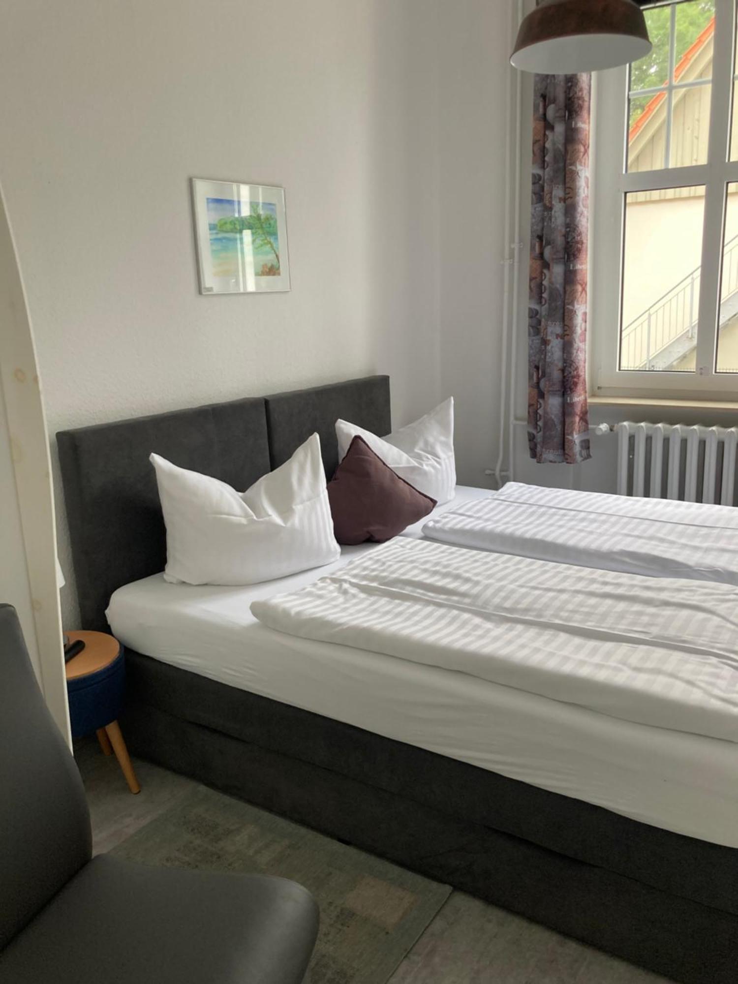Haus Brandenburg Aparthotel Stechlin Ngoại thất bức ảnh