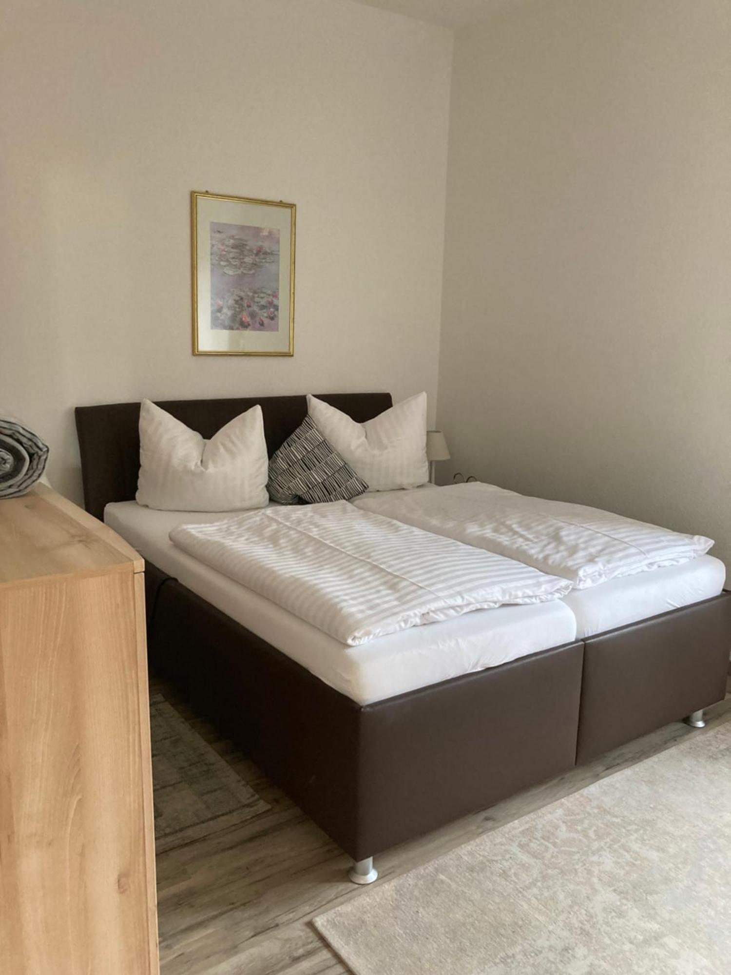 Haus Brandenburg Aparthotel Stechlin Ngoại thất bức ảnh