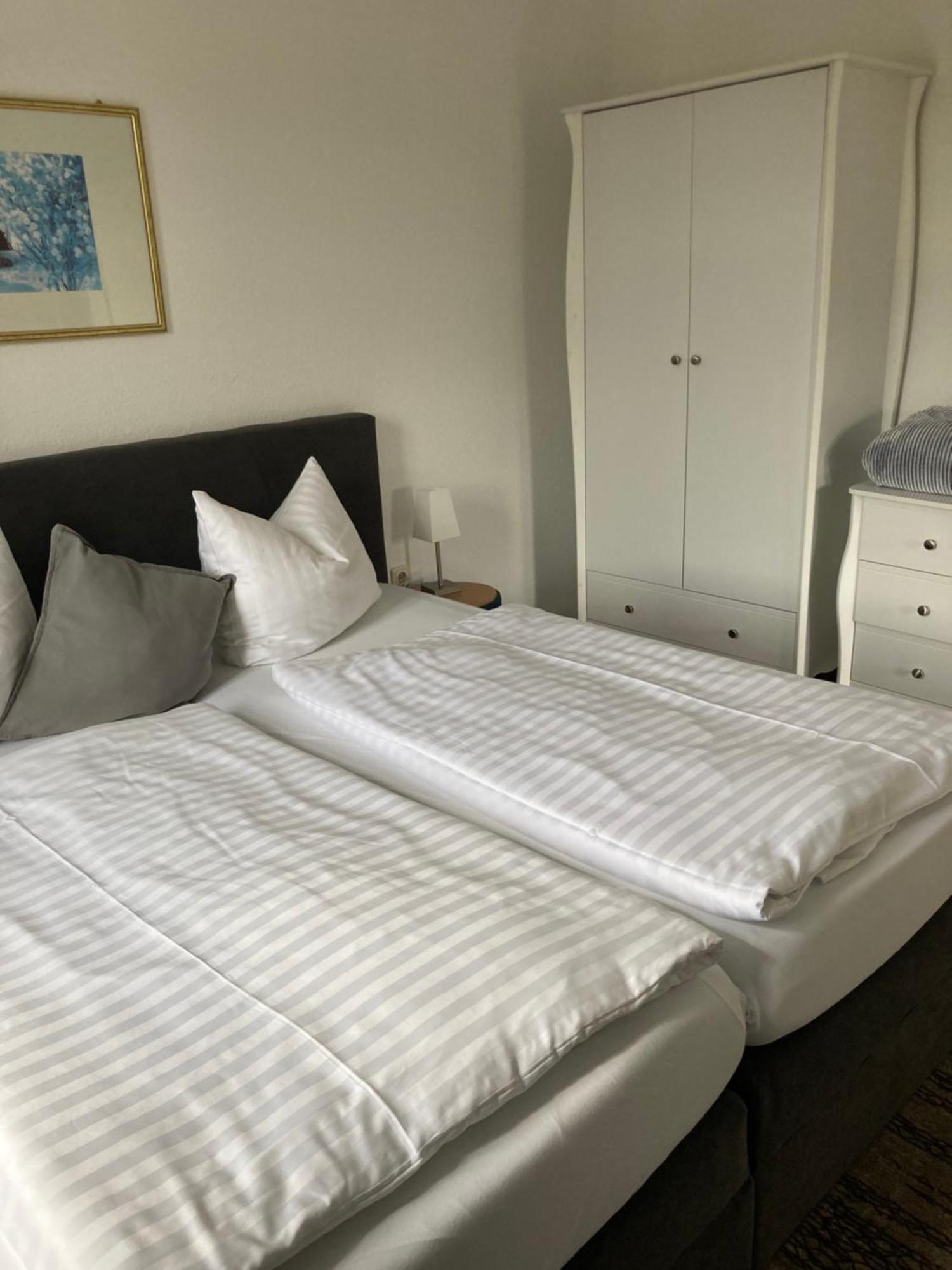 Haus Brandenburg Aparthotel Stechlin Ngoại thất bức ảnh
